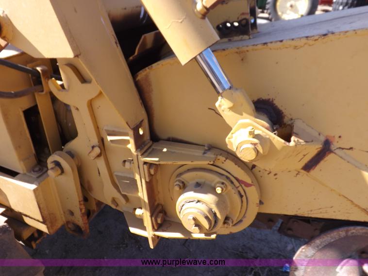 image for item H9010 Vermeer M-70 trencher
