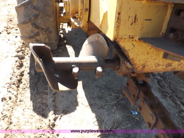 image for item H9010 Vermeer M-70 trencher