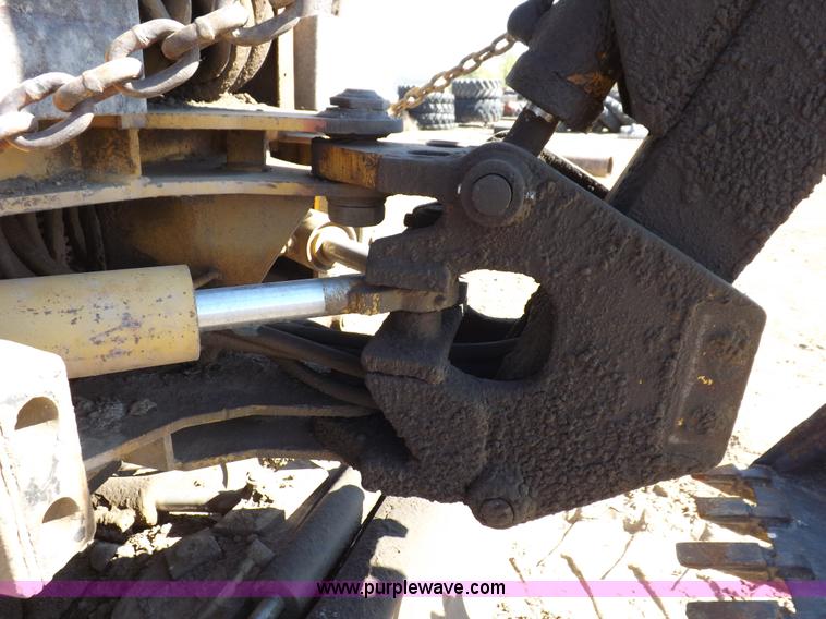 image for item H9010 Vermeer M-70 trencher