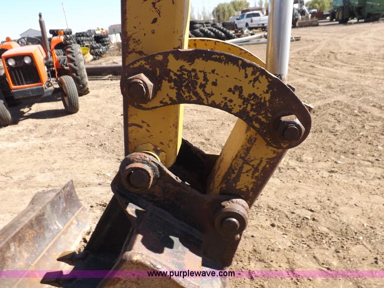 image for item H9010 Vermeer M-70 trencher