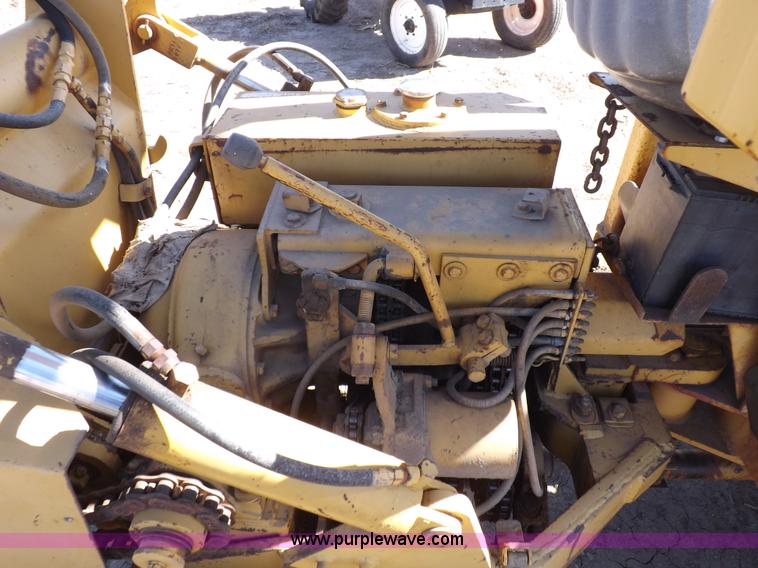 image for item H9010 Vermeer M-70 trencher