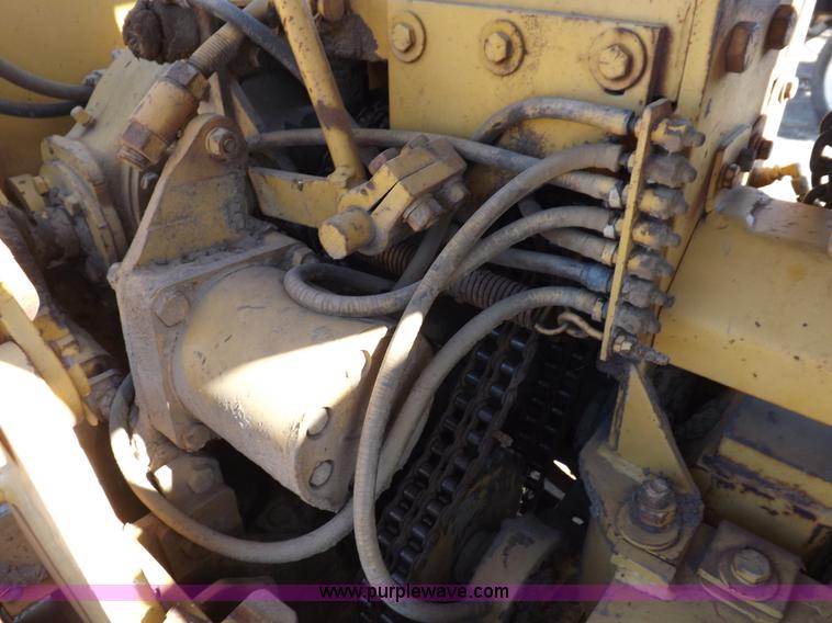 image for item H9010 Vermeer M-70 trencher