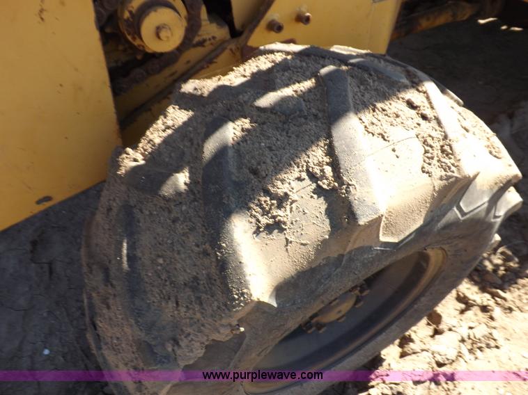 image for item H9010 Vermeer M-70 trencher