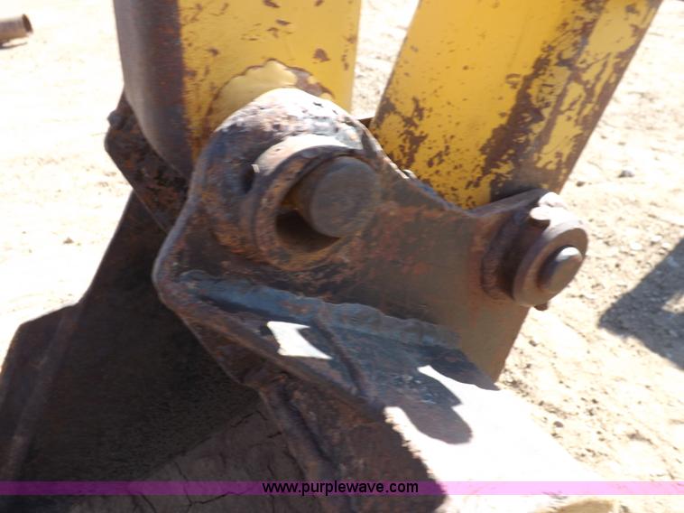 image for item H9010 Vermeer M-70 trencher