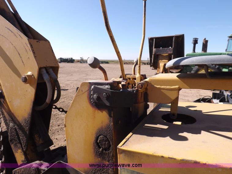 image for item H9010 Vermeer M-70 trencher