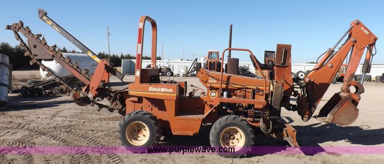 image for item H9020 Ditch Witch 4010 trencher