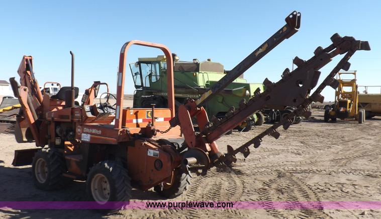 image for item H9020 Ditch Witch 4010 trencher