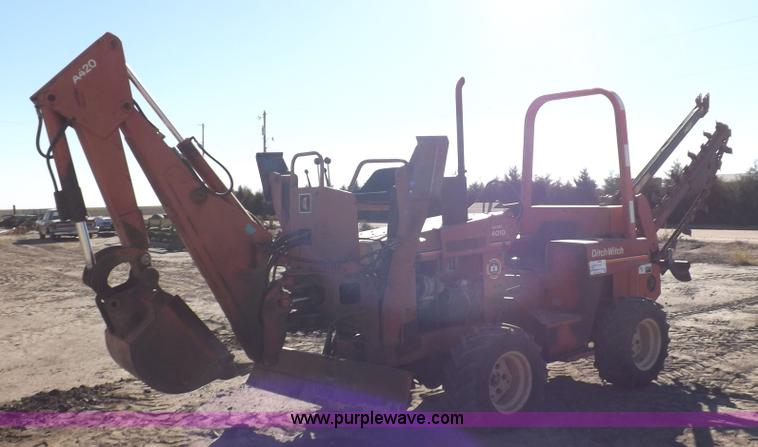 image for item H9020 Ditch Witch 4010 trencher