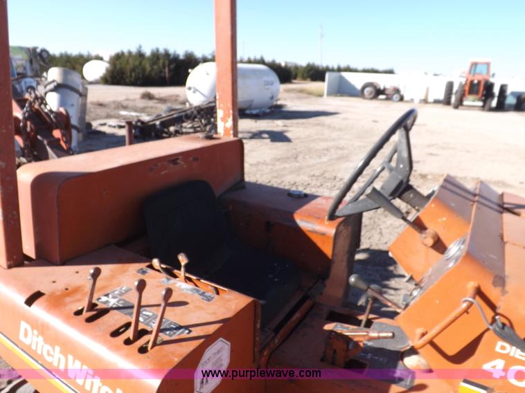 image for item H9020 Ditch Witch 4010 trencher