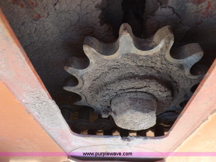 image for item H9020 Ditch Witch 4010 trencher