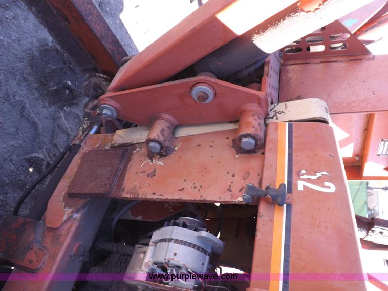 image for item H9020 Ditch Witch 4010 trencher