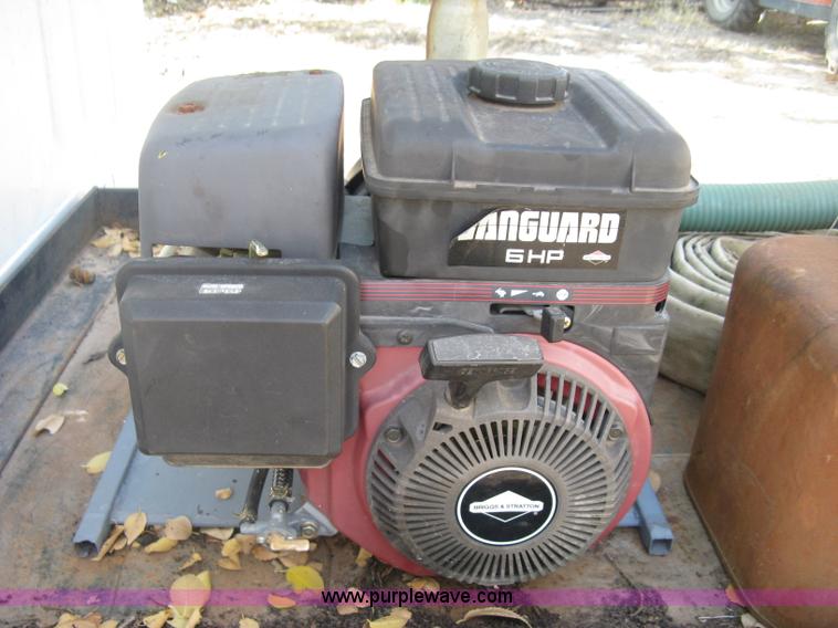 image for item H9470 1986 International S1900 water truck