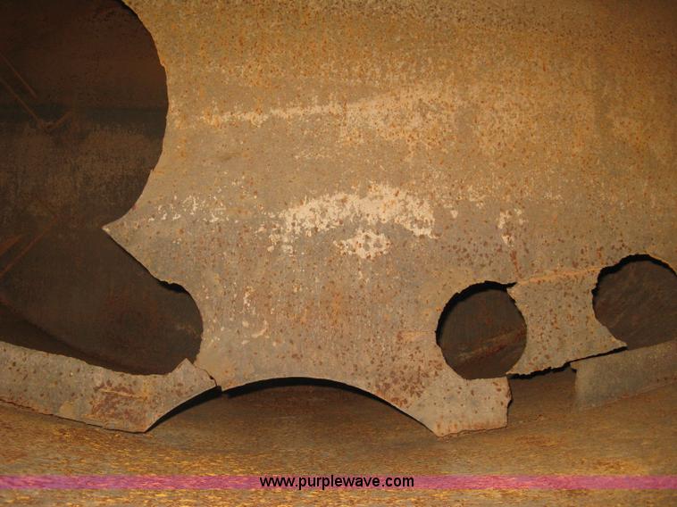 image for item H9470 1986 International S1900 water truck