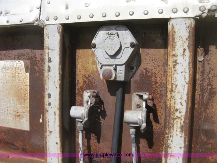 image for item H9471 1978 Dorsey dry van trailer