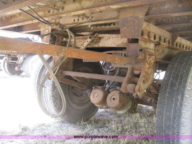image for item H9471 1978 Dorsey dry van trailer