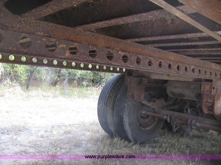image for item H9471 1978 Dorsey dry van trailer