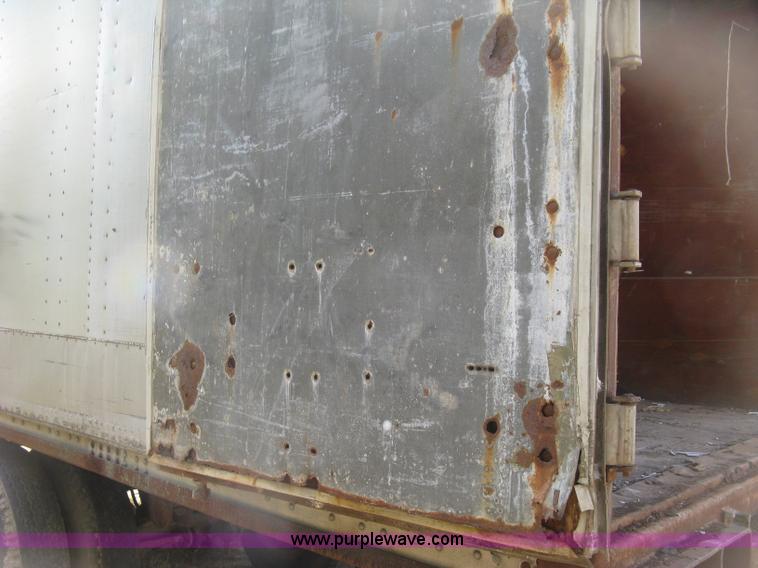 image for item H9471 1978 Dorsey dry van trailer