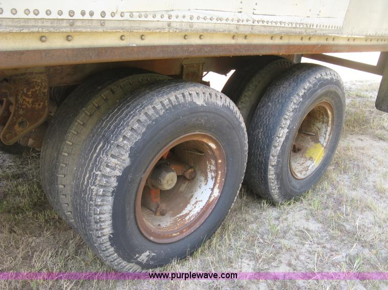 image for item H9471 1978 Dorsey dry van trailer
