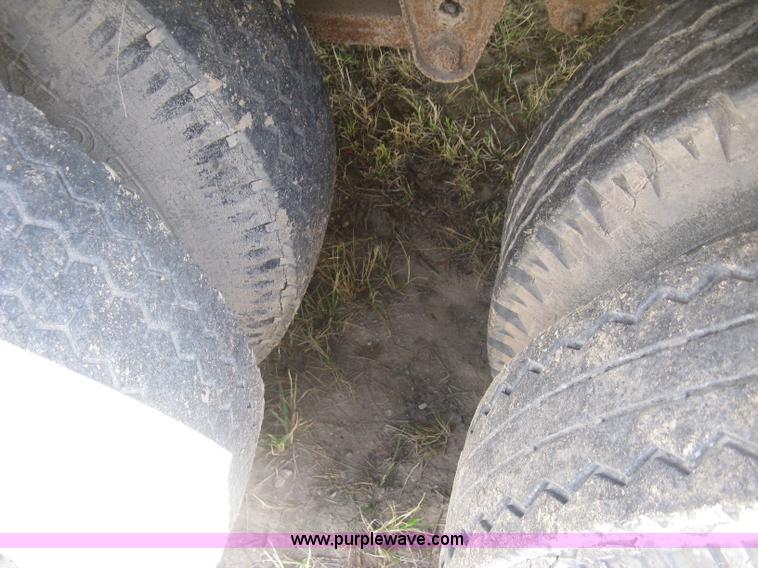 image for item H9471 1978 Dorsey dry van trailer