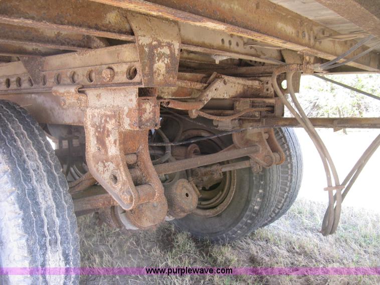 image for item H9471 1978 Dorsey dry van trailer