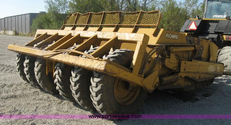 image for item H9475 Rome 17C scraper pan