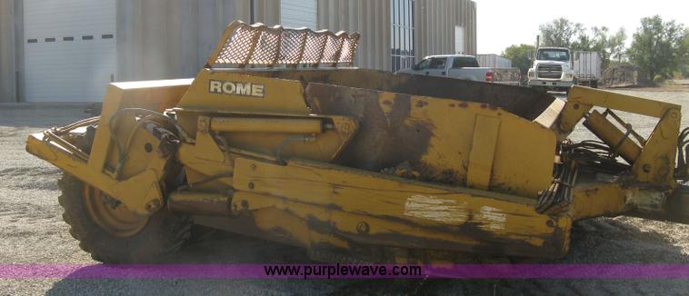 image for item H9475 Rome 17C scraper pan