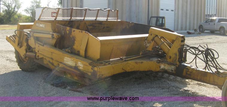 image for item H9475 Rome 17C scraper pan