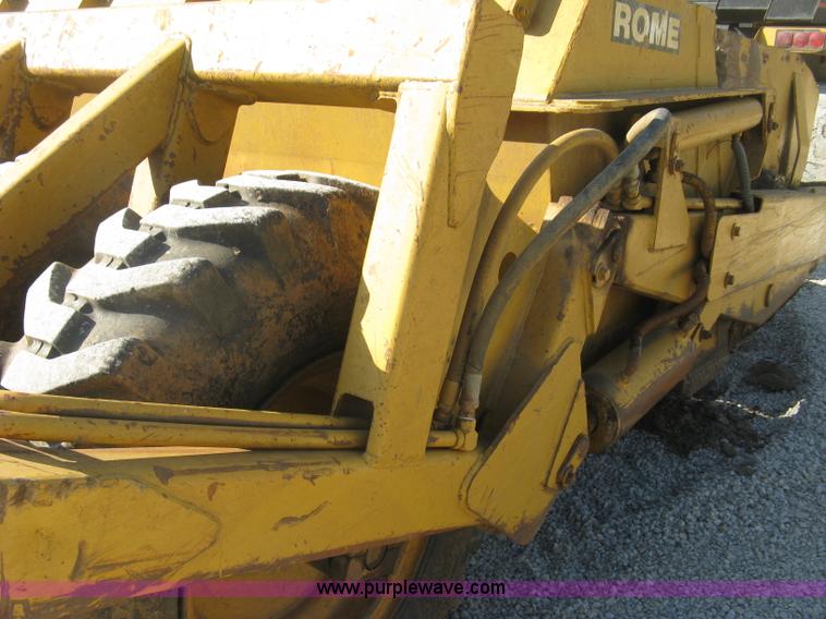 image for item H9475 Rome 17C scraper pan