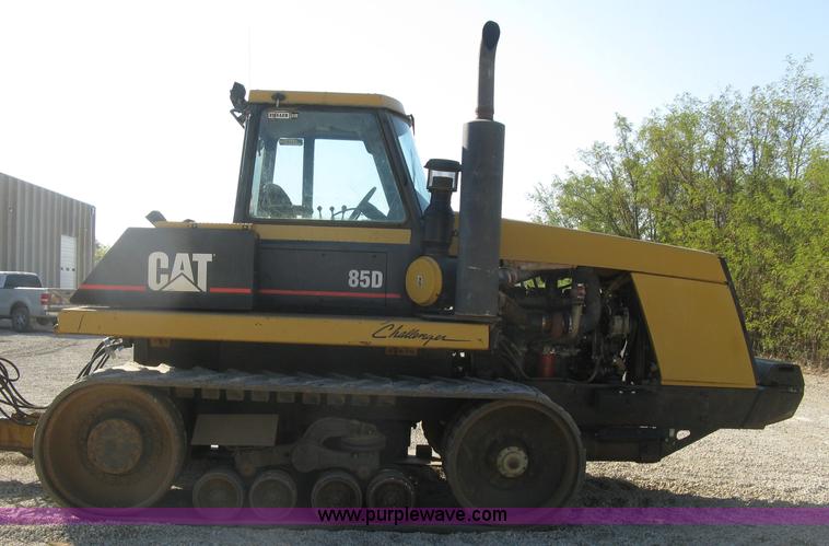 image for item H9476 1996 Caterpillar Challenger 85D tractor