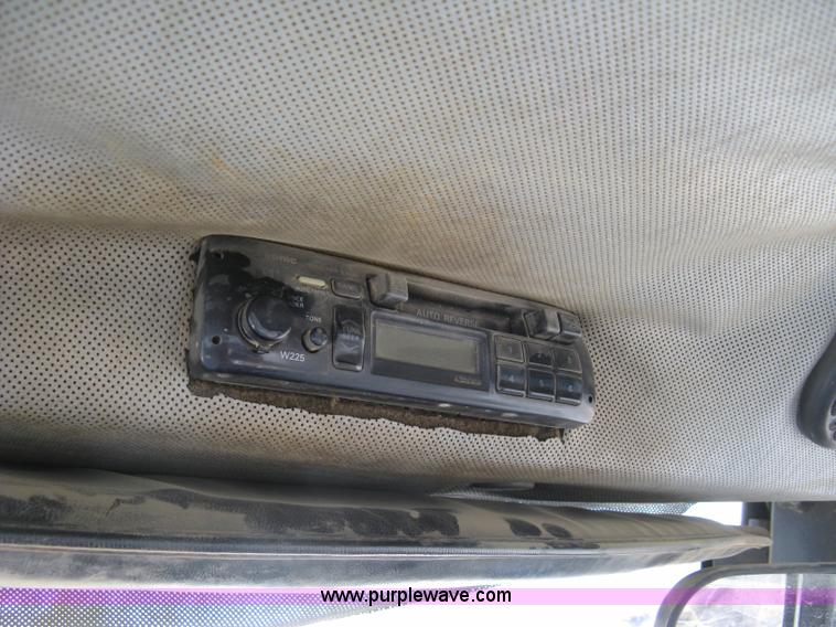 image for item H9476 1996 Caterpillar Challenger 85D tractor