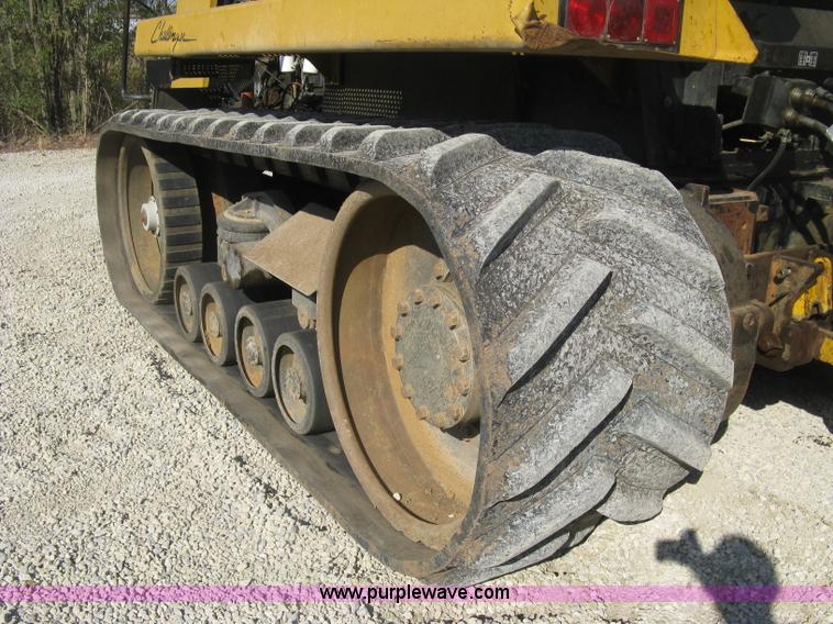 image for item H9476 1996 Caterpillar Challenger 85D tractor