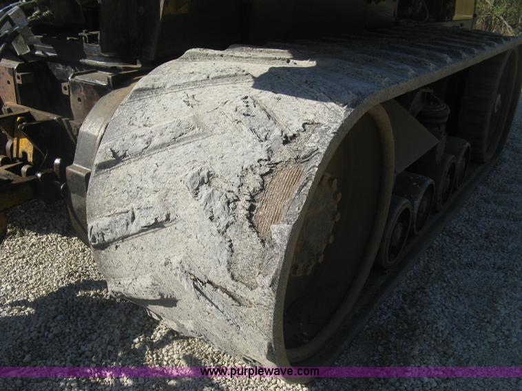 image for item H9476 1996 Caterpillar Challenger 85D tractor