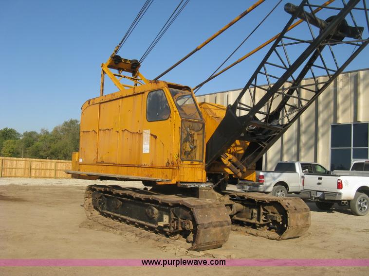 image for item H9477 American 795C lattice boom crane