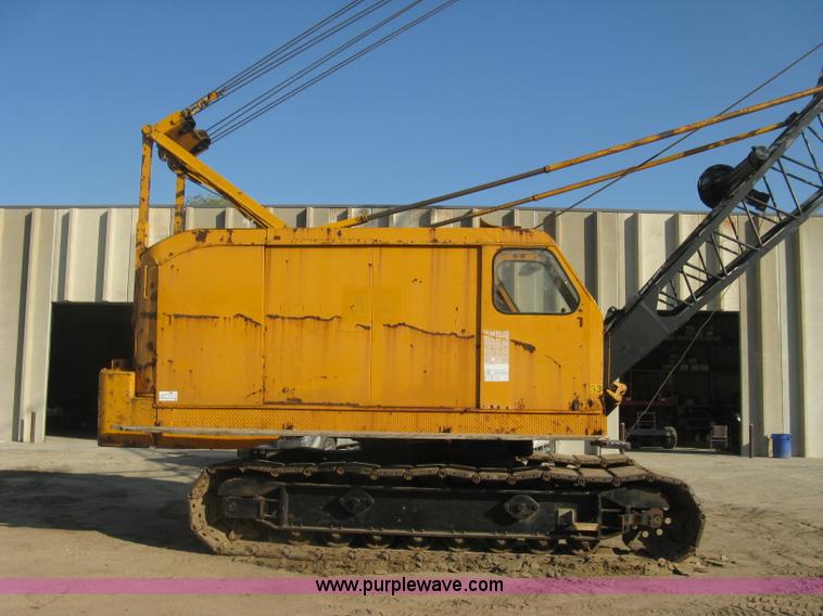 image for item H9477 American 795C lattice boom crane