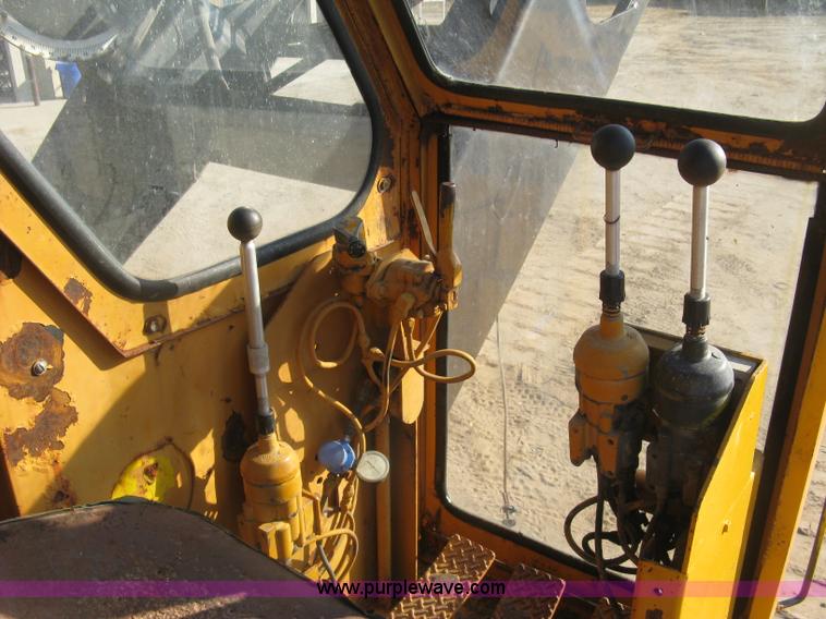 image for item H9477 American 795C lattice boom crane