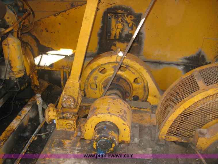image for item H9477 American 795C lattice boom crane