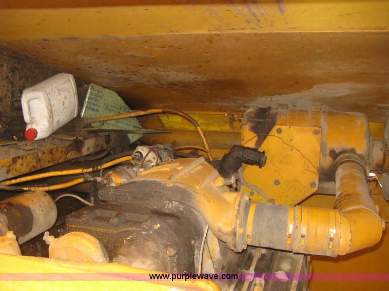 image for item H9477 American 795C lattice boom crane