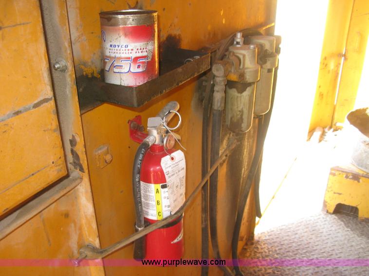 image for item H9477 American 795C lattice boom crane