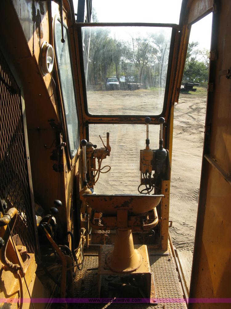 image for item H9477 American 795C lattice boom crane