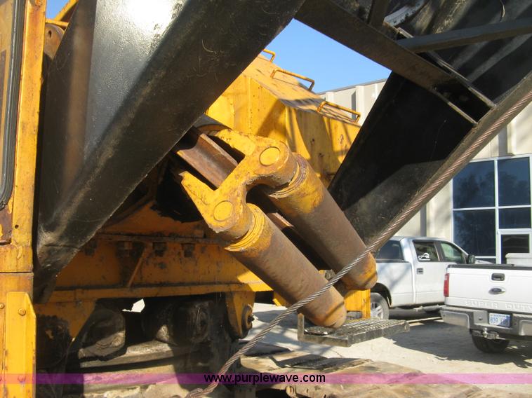 image for item H9477 American 795C lattice boom crane