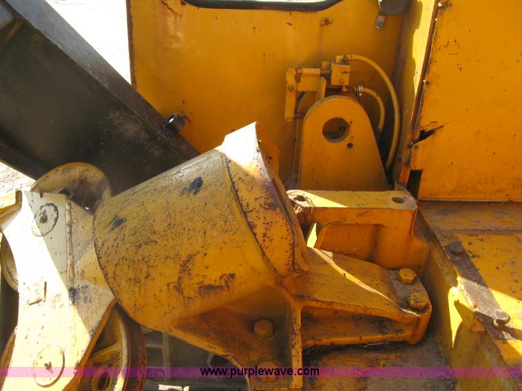 image for item H9477 American 795C lattice boom crane