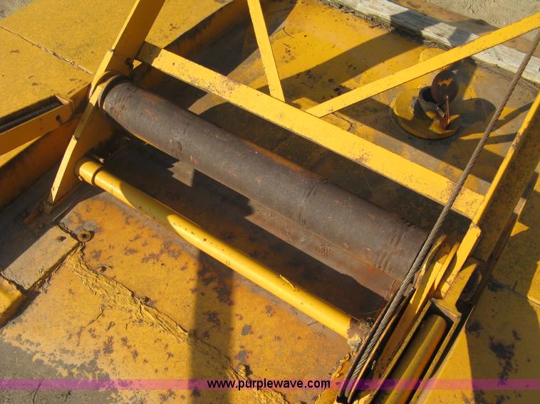image for item H9477 American 795C lattice boom crane
