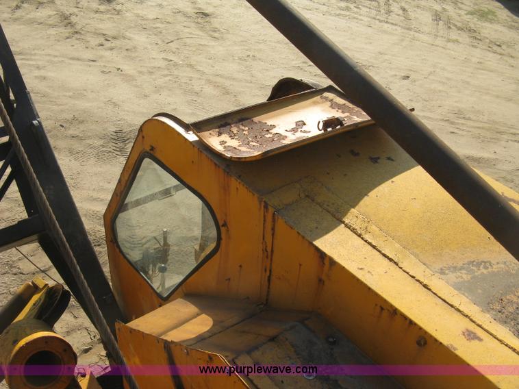 image for item H9477 American 795C lattice boom crane