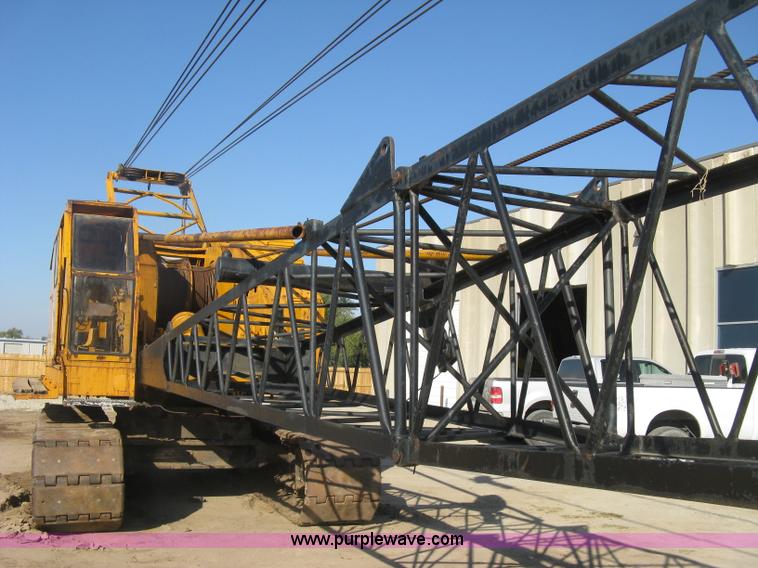 image for item H9477 American 795C lattice boom crane