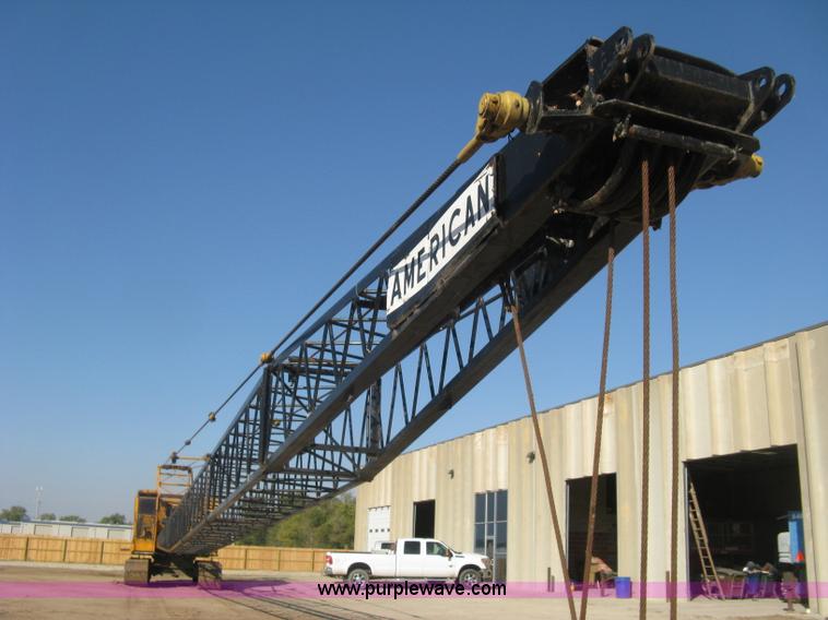 image for item H9477 American 795C lattice boom crane
