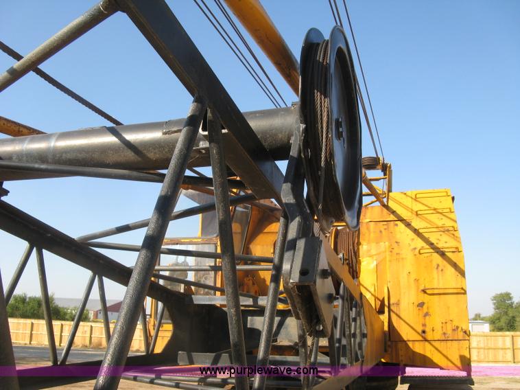 image for item H9477 American 795C lattice boom crane