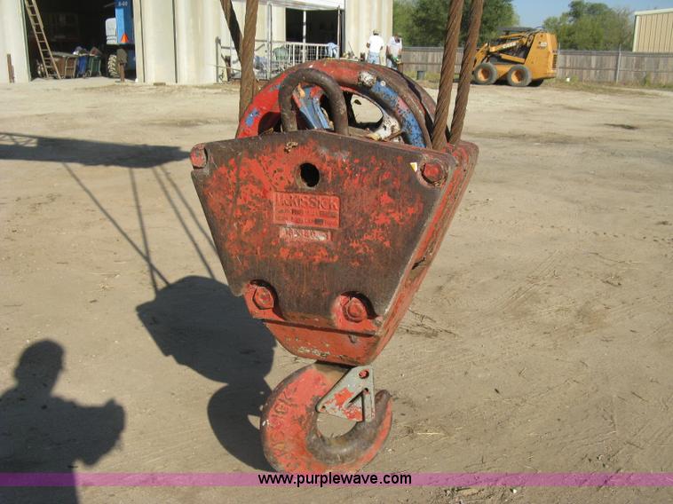 image for item H9477 American 795C lattice boom crane