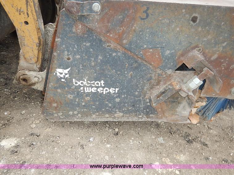 image for item I5278 Bobcat sweeper