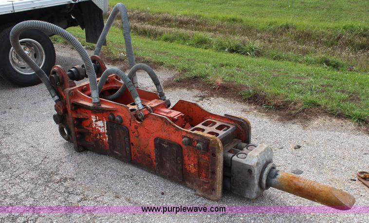 image for item I5906 NPK 8XA breaker