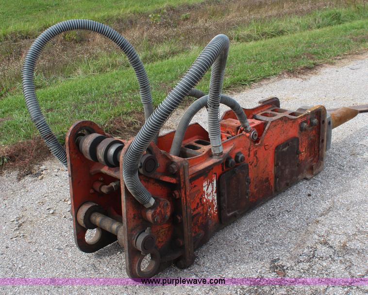 image for item I5906 NPK 8XA breaker